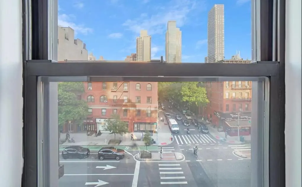 89-3Fs Newly Furnished 2Br 1Bath Ues Apartment New York